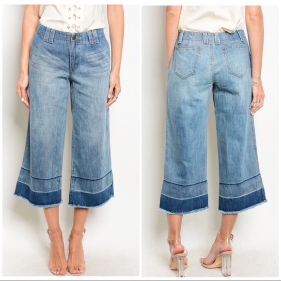 Boutique Denim - Blue Denim Distressed Wide Leg Capri Jeans M NWT